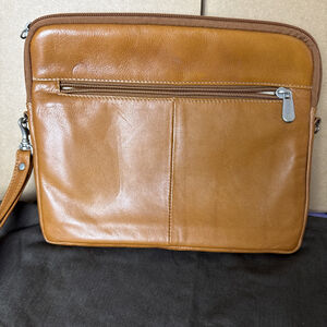Piel Camel Caramel Leather Laptop Kindle Bag Clutch Wristlet 10”